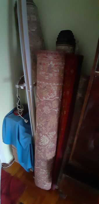 Ковры напольные или настенные.