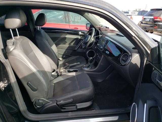 Розбираємо 2013 VOLKSWAGEN BEETLE разборка