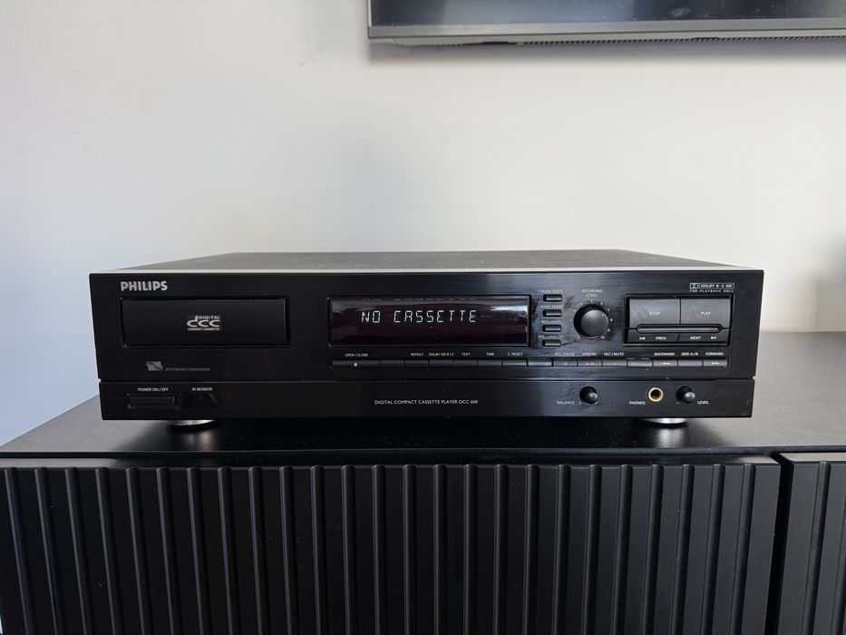 Magnetofon cyfrowy Philips DCC 600