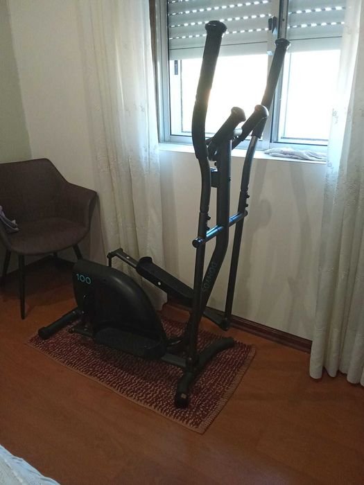 Bicicleta Elíptica Domyos Comprada Há Menos de 2 anos na Decathlon