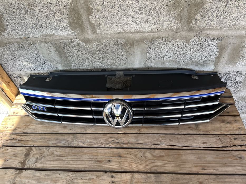Решітка, решотка VW Passat B8 GTE original E-passat 3G0853653B