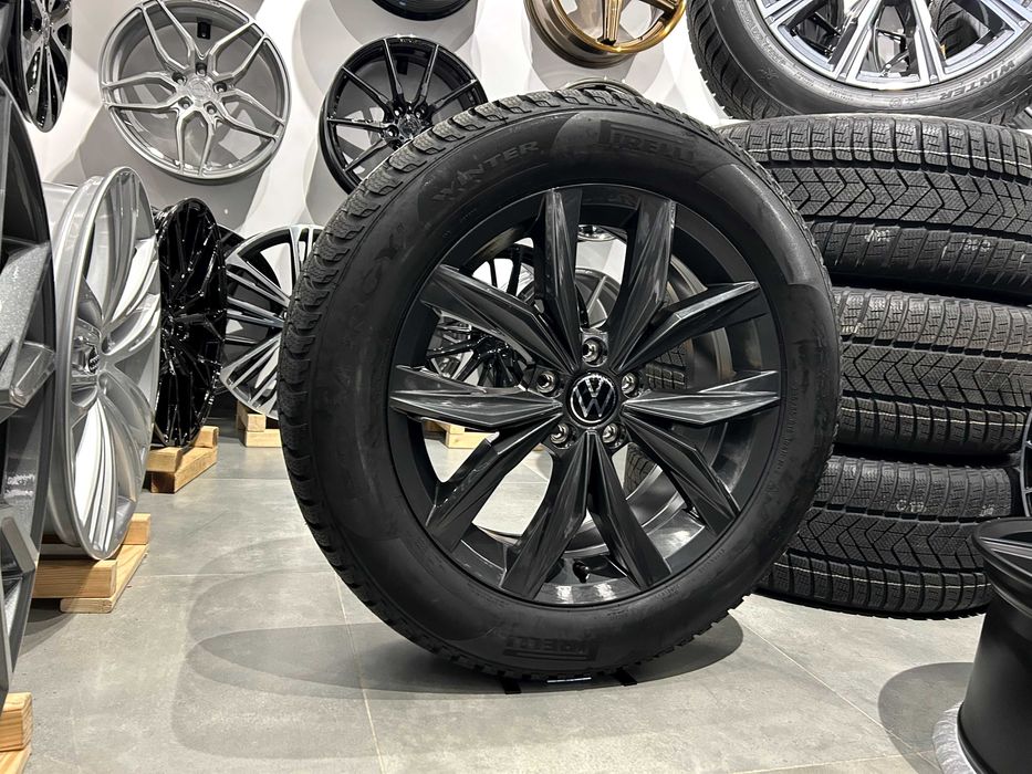 Oryginalne koła zimowe 18 5x112 VW Tiguan II III Pirelli 235/55R18