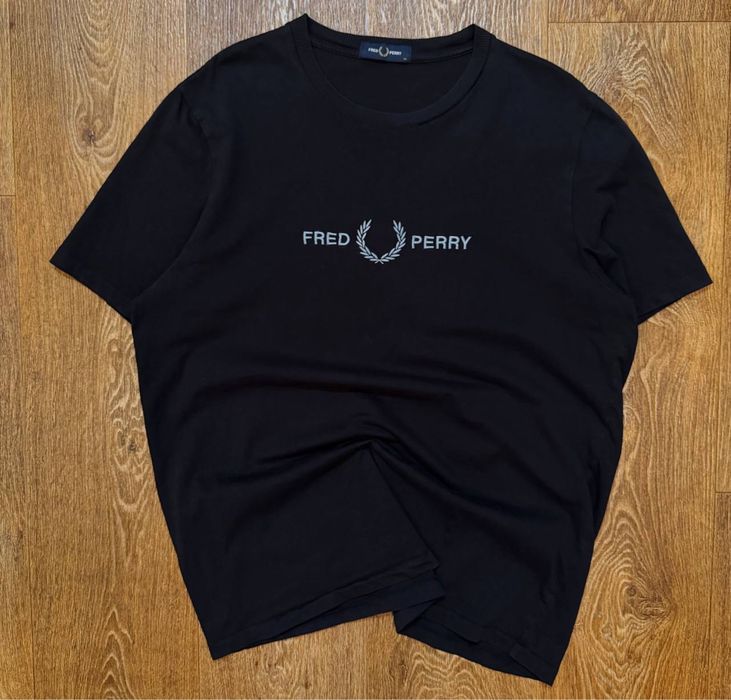 Футболка от Fred Perry
