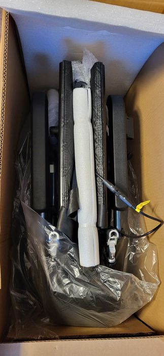 Nowy Wózek inwalidzki elektryczny STANDARDOWY DY01109