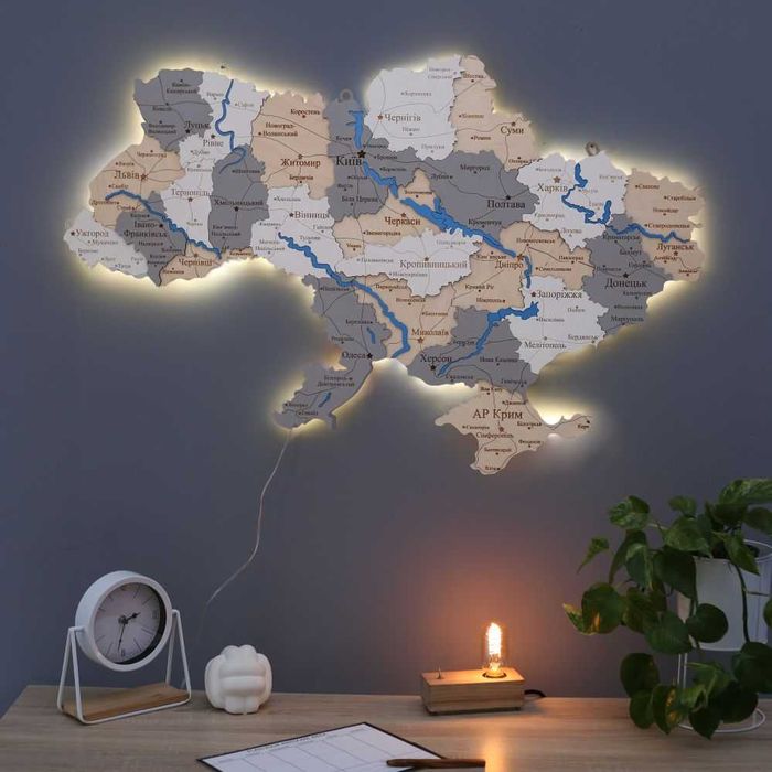 Дерев'яна мапа України з річками та підсвіткою карта Украины с дерева