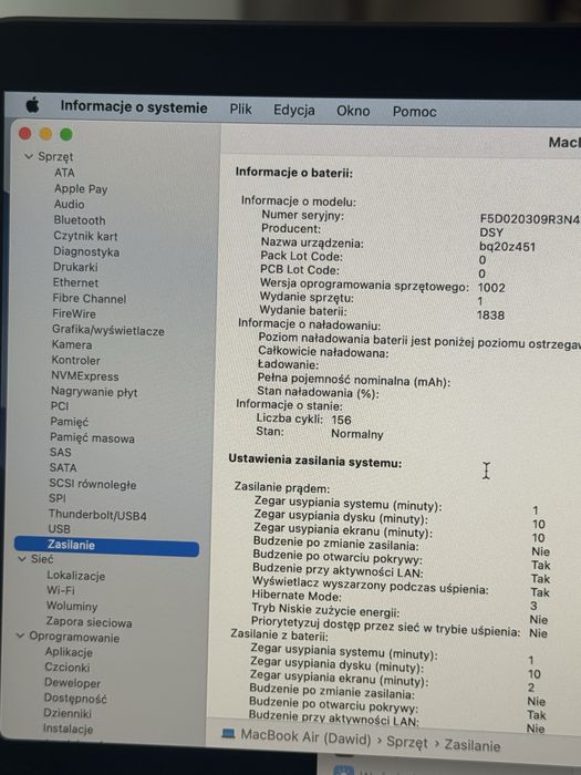 MacBook Air 2020 8/256 156 cykli bateria space gray Retina