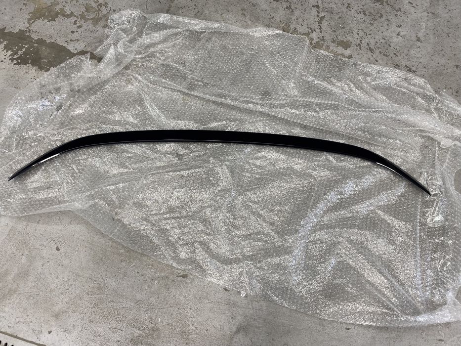 Спойлер, накладка переднього бампера BMW G42