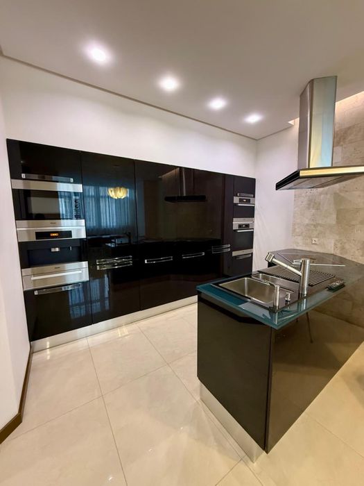 4 к квартира в домах Каркашадзе, Французский бульвар