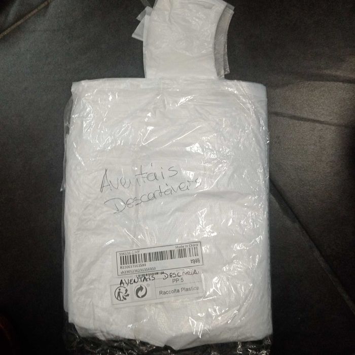 Descartáveis, luvas, faixas cabelo, cuecas, botas, aventais, toucas