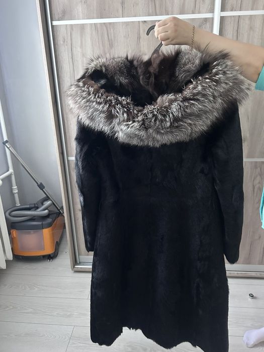 Шуба з натуральрої кози