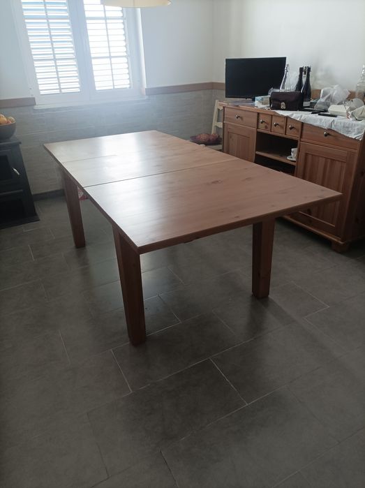 Mesa de refeições IKEA