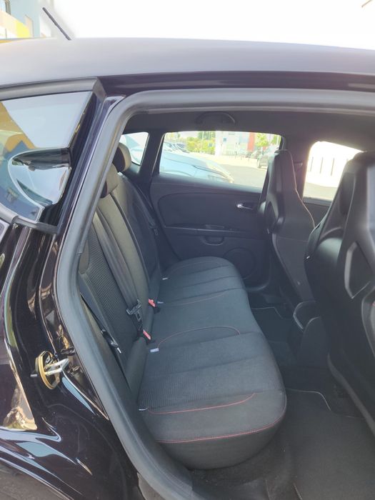 Seat Leon Cupra/ Nacional / 120,000km / Distr. mudada/ Poss. Retoma