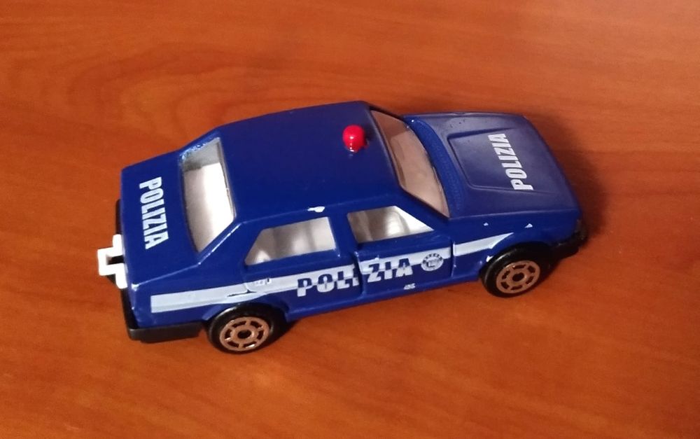 Miniatura vintage - Alfa Romeo 75 - Majorette