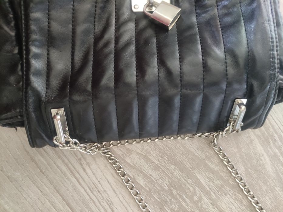 Przepiękna czarna torebka ASOS
