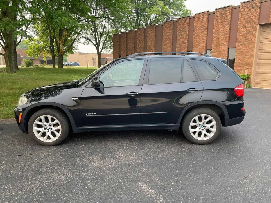 BMW X5 xDrive35i Sport Activity      2011