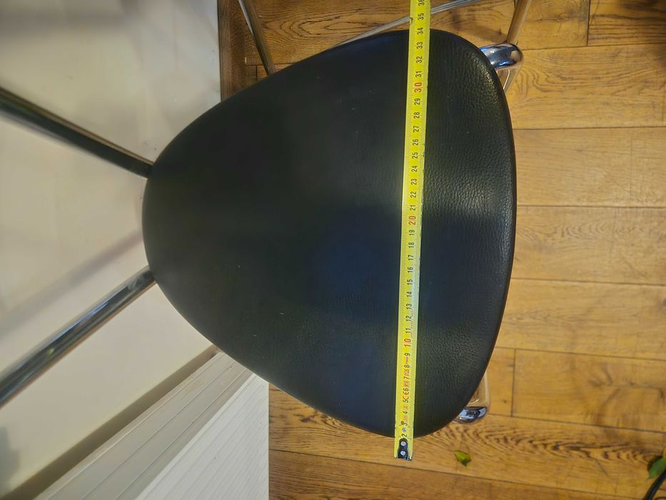 Hokery krzesła  taborety.  Cena za 2 szt.  hoker krzesło