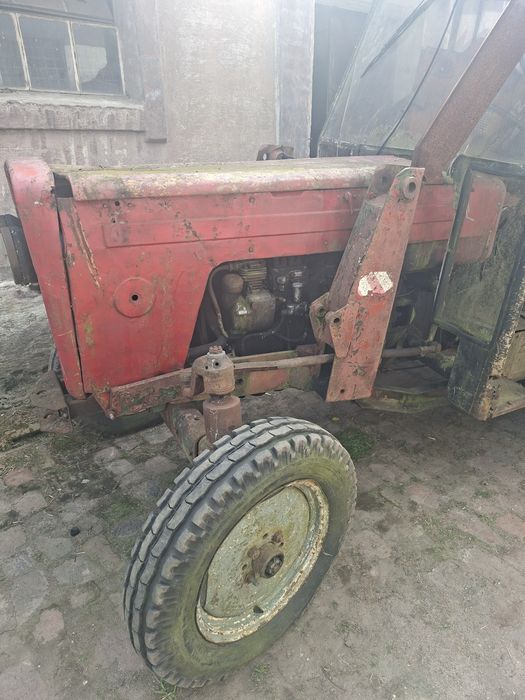 Zetor 5511 calosc lub czesci.skrzynia,zwolnice itp