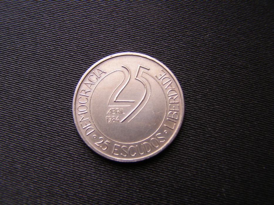 moedas comemorativas escudos - várias