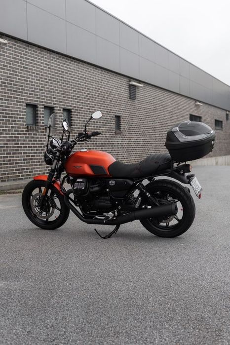 Moto Guzzi V7 Stone  850 Reservado