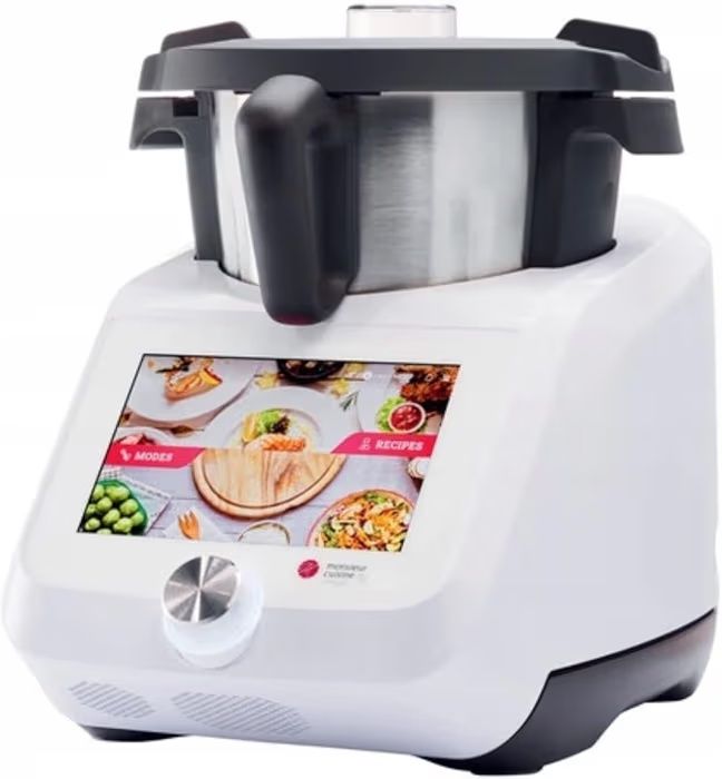 Monsieur Cuisine 
Pouco uso mas a funcionar correctamente, com todas as peças de origem em muito bom estado.