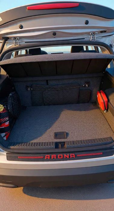 Automóvel Seat Arona em muito bom estado de 2022
