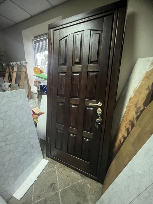 Двері вхідні броньовані