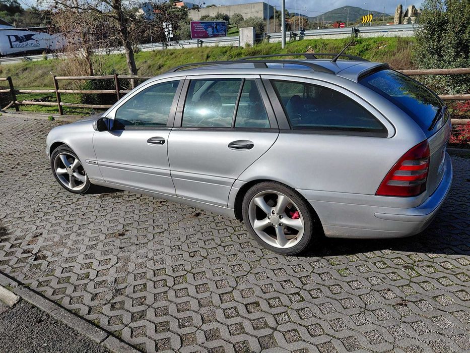 Vendo Carrina Mercedes C200 CDI em Optimo Estado
