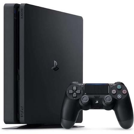 Vendo ps4 com comando por 150€