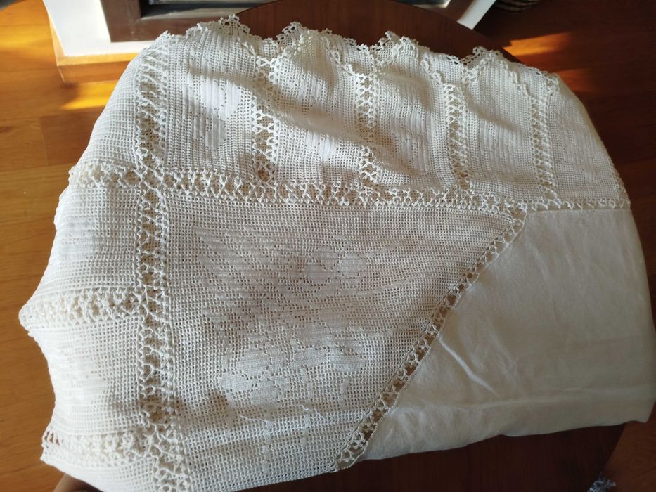 panos/toalhas em linho/renda