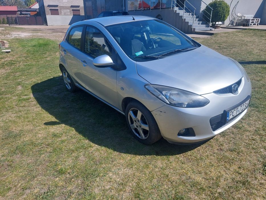 Mazda 2 z 2010 roku