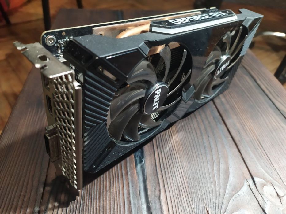 Nvidia GTX 1660 TI 6gb Palit Dual OC