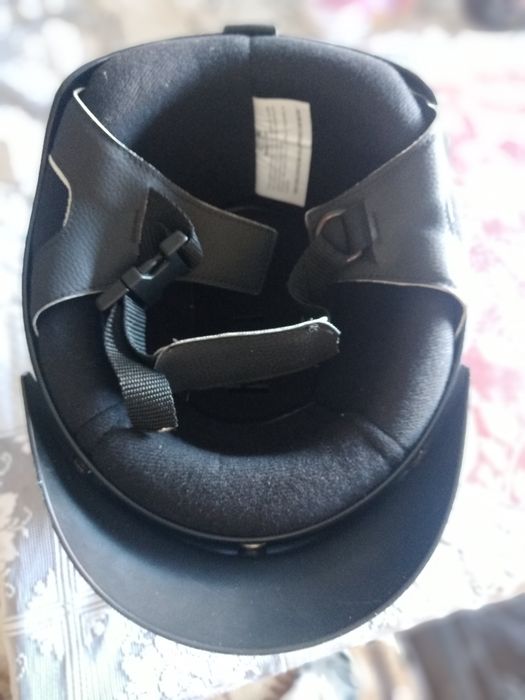Capacete para mota nunca usado tamanho medio unisex no precinho vemha buscar