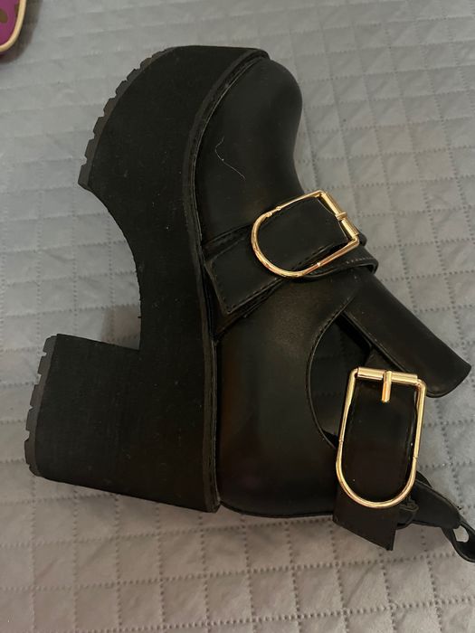 Bota para  feminina nova