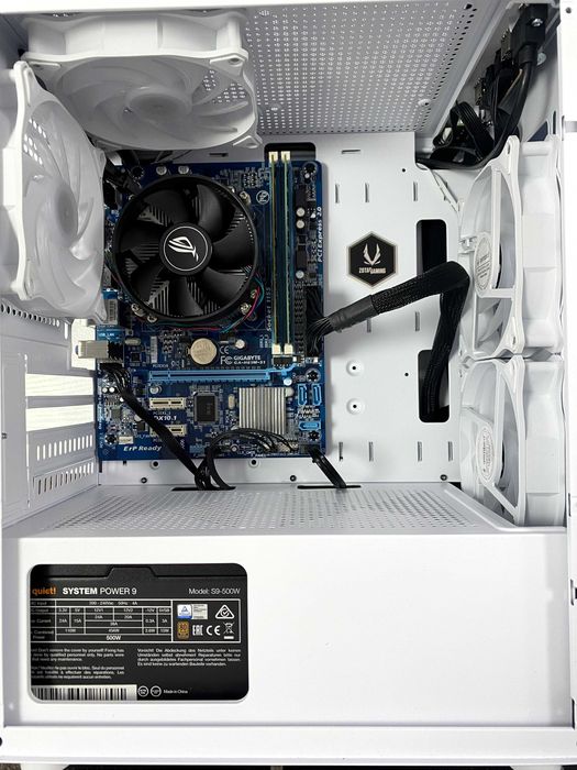 Komputer stacjonarny INTEL Core i5 8GB ram SSD
