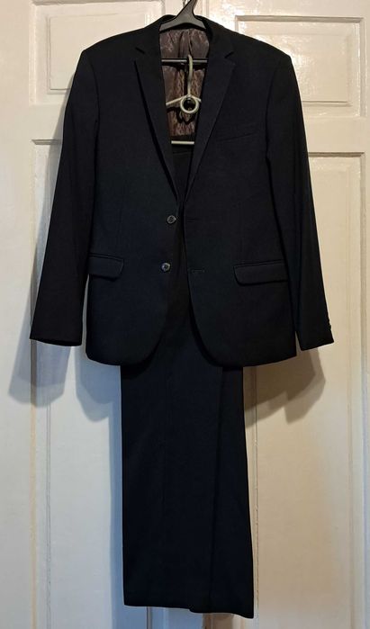 Мужской деловой костюм,  Размер: 48