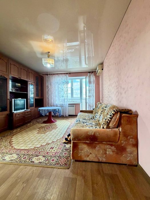 Продам 1-ком квартиру на Левобережном 3