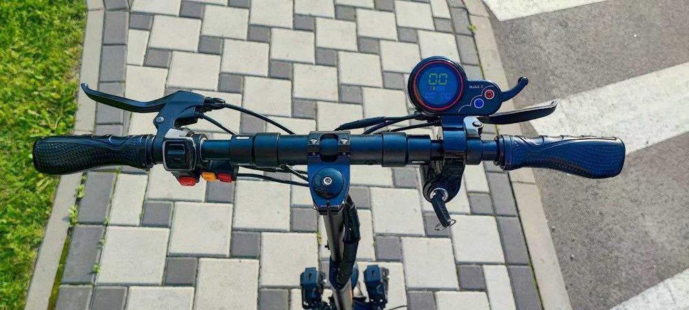 Продам електросамокат X Thunder 2×1200Вт