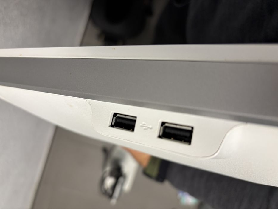 Monitor Dell UltraSharp U2412M 24” IPS