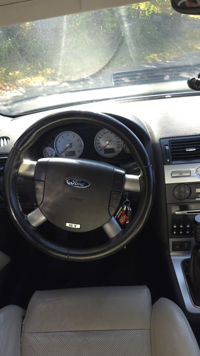 Ford Mondeo ST220 3.0 v6