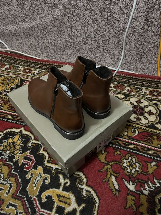 Жіночі ботинки lasocki 37 розмір