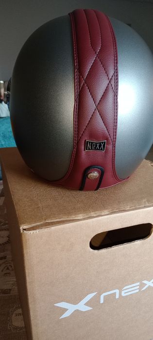 Capacete da marca NEXX