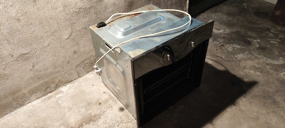 Piekarnik Amica EBA 8552