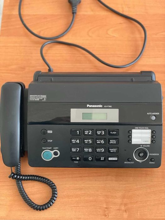 Факсимільний апарат Panasonic KX-FT984UA-B