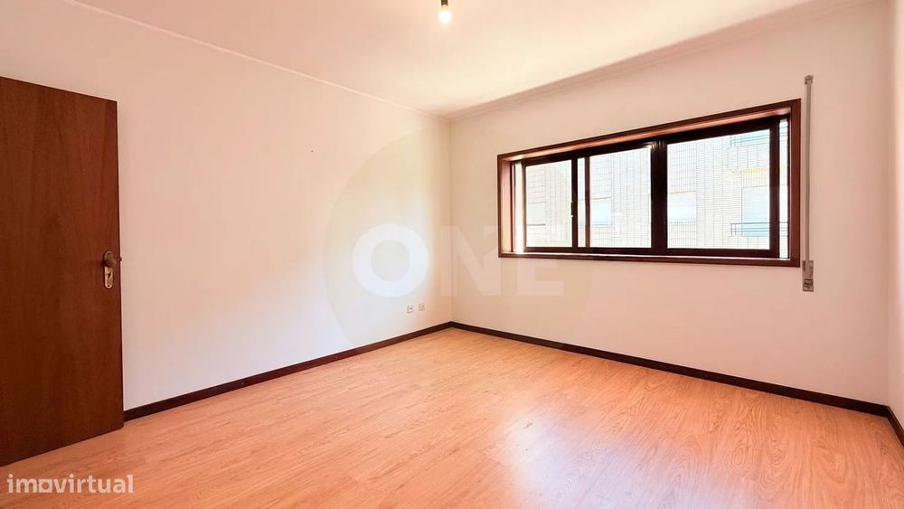 Apartamento T2 Na Trofa Alameda -Viva Perto De Tudo Com Fáceis Acessos