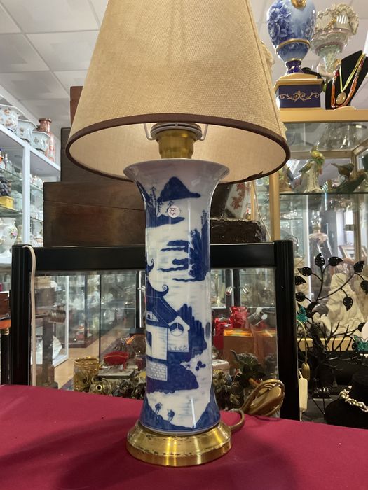 CANDIEIRO vista alegre 51 cm altura.   Mais anúncios abaixo