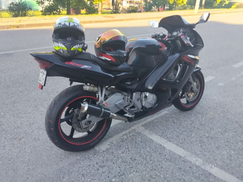 Honda CBR 600F3 1997