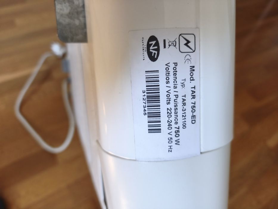 Aquecedor elétrico de parede