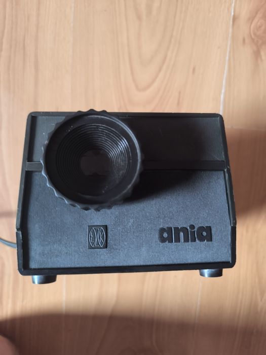 Projektor rzutnik Ania