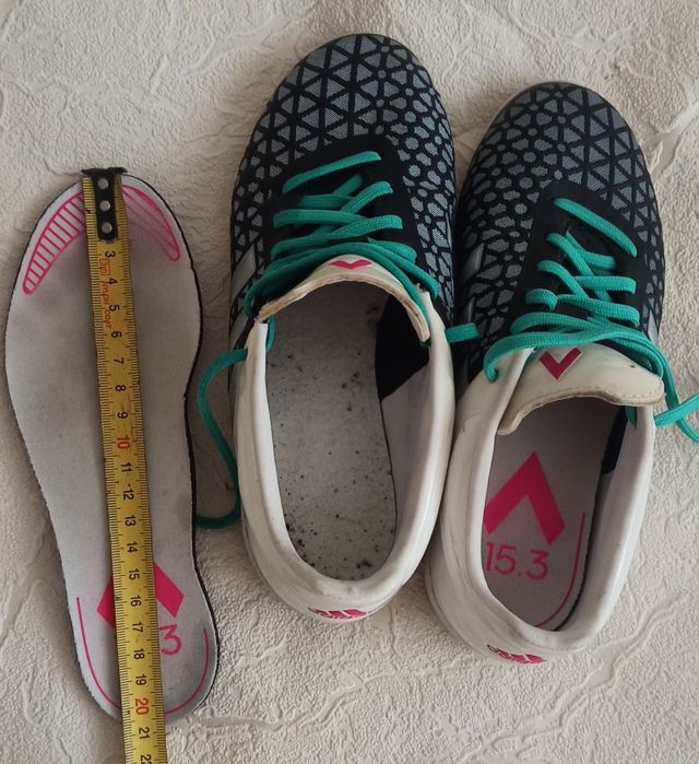 Футзалки Adidas 33 р.