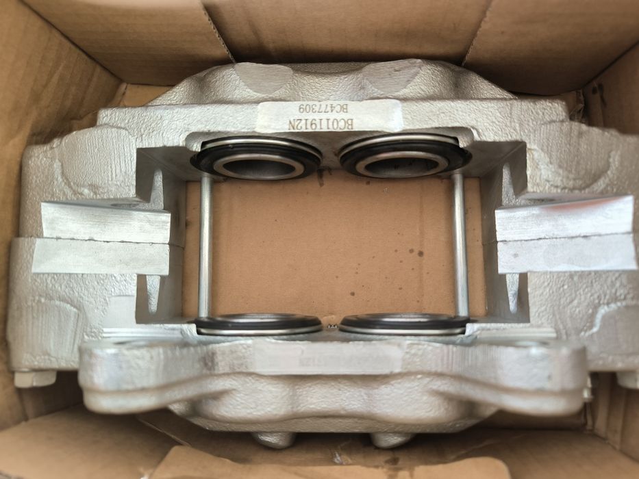Pinça de travão frontal lado direito para toyota